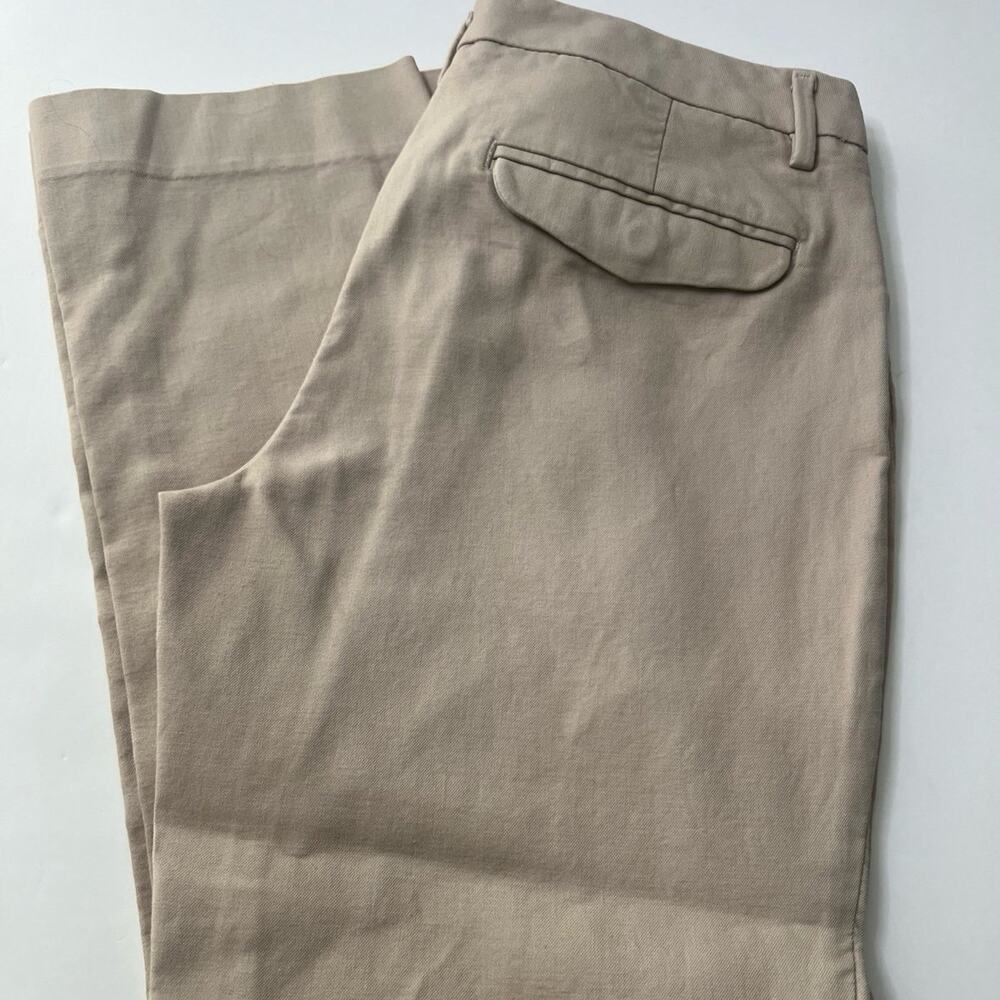 Gap Women’s Modern Boot Khaki Pants 8A (short) - Picture 9 of 9
